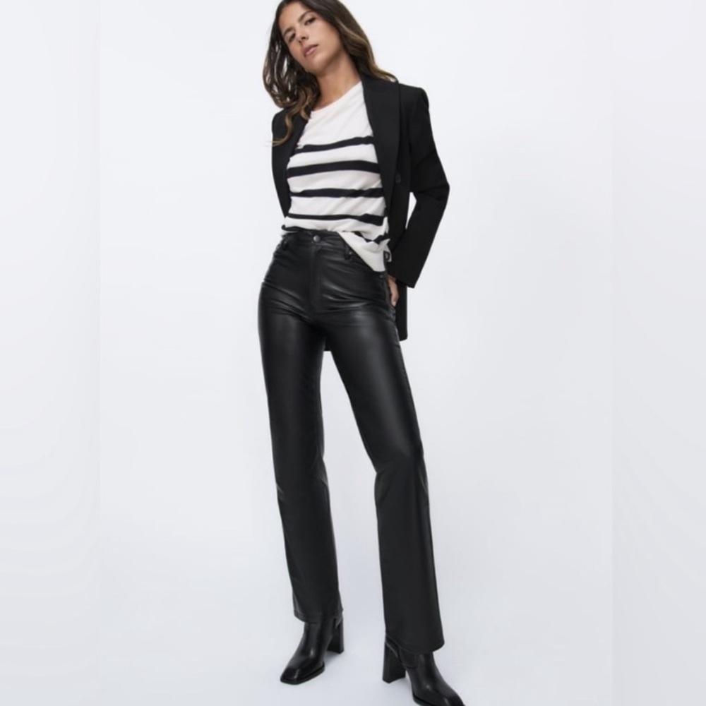 Zara The 90S Wide Leg Leather Woman’s Pants Size 8
